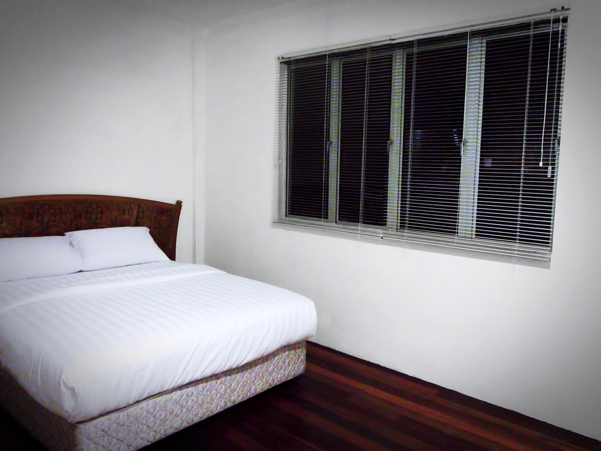 Benarat Lodge Mulu Buitenkant foto